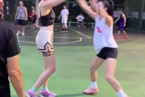 这身材看着有点高啊！吧友们打得过这位外国妹子么？🙊